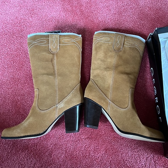 NEW suede flowered cowgirl boots - Picture 3 of 8